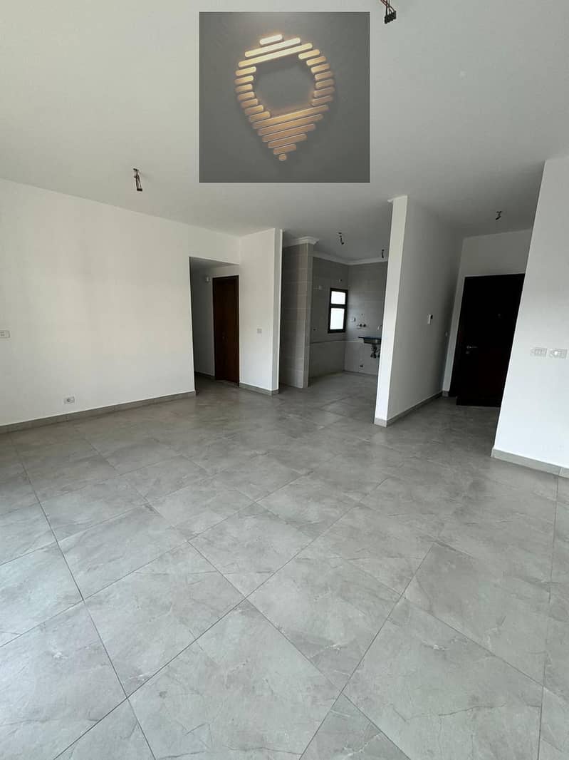 4 WhatsApp Image 2025-02-19 at 15.43. 38_accb2381. jpg