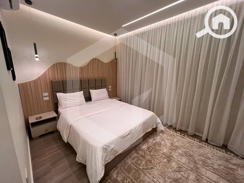 8 Palm Valley 8. jpg