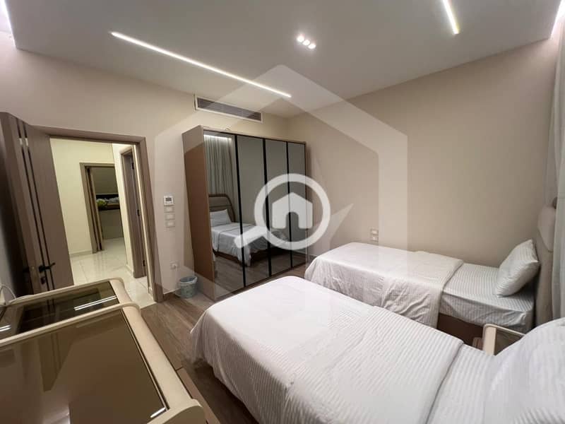 12 Palm Valley 12. jpg