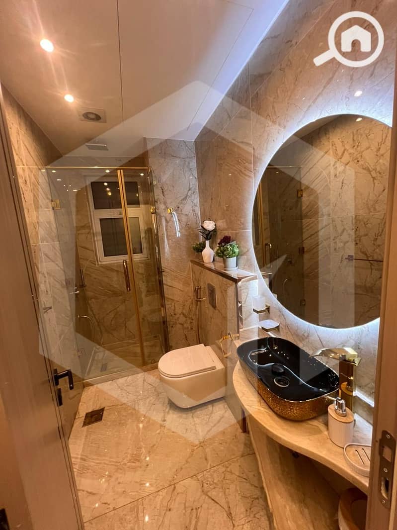 18 Palm Valley 18. jpg