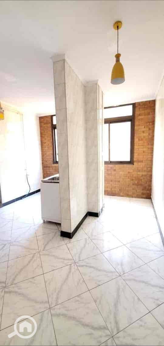 9 9b05c318-d21c-47d3-b731-e503851b1601. jpg