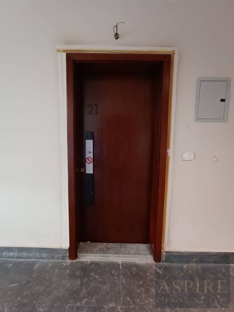 10 WhatsApp Image 2025-12-23 at 5.35. 12 PM (2). jpeg