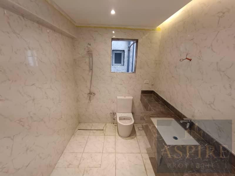 21 WhatsApp Image 2025-12-23 at 5.35. 14 PM (3). jpeg