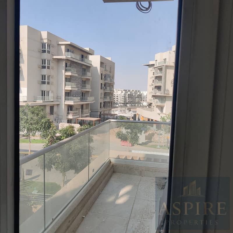 25 WhatsApp Image 2025-12-23 at 5.35. 15 PM (4). jpeg