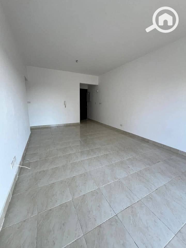 2 aaf4b6dc-532a-48b0-a231-8b3c3fa4b5c6. jpeg