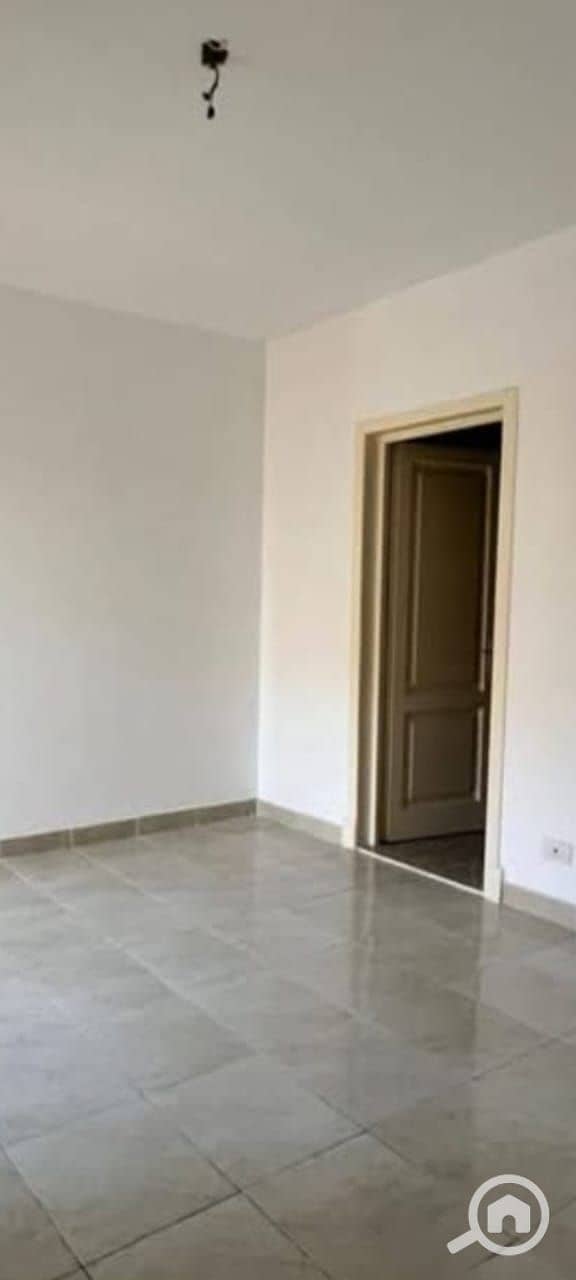 5 e84f729c-9ff3-4b35-974b-8ba1e3a4f36b. jpeg