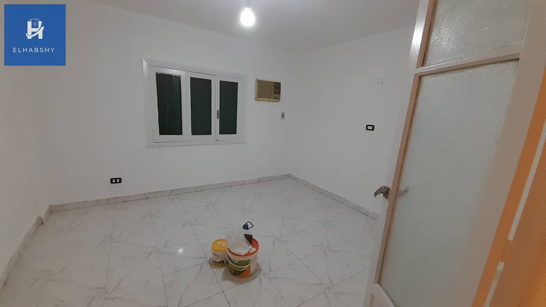 3 شقة للبيع في الدقى 95م قرب  شارع الدقى الرئيسى ببلكونة كبيرة لقطة ومسجلة  (3). jpg