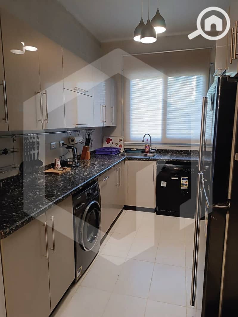 6 Village Gate 6. jpg