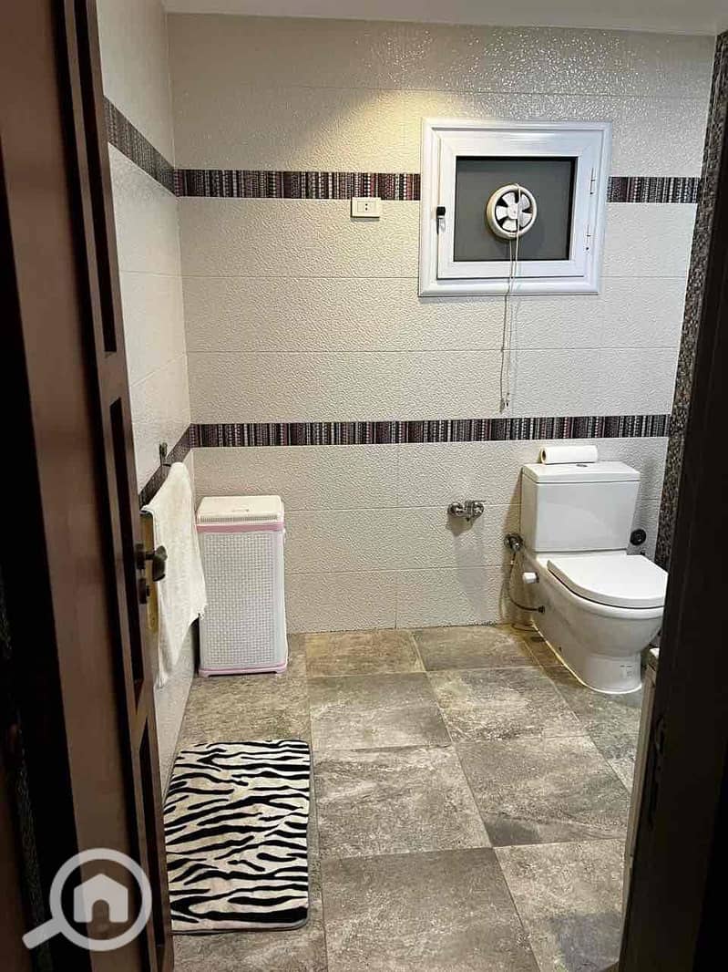 7 1a982ed5-3a9a-4844-af0f-4c7c1c1de7cb. jpg