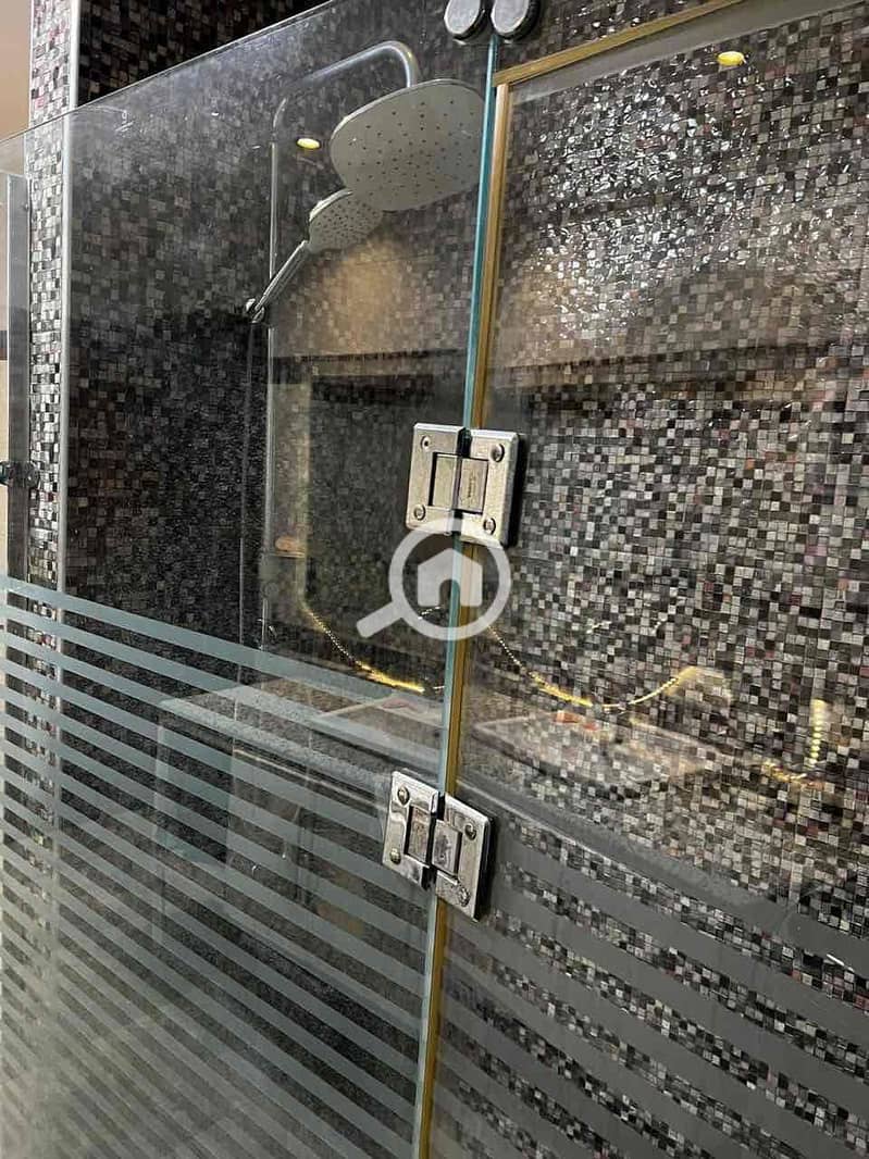 9 f8f096e9-dd08-4f97-92c4-803e0288474f. jpg