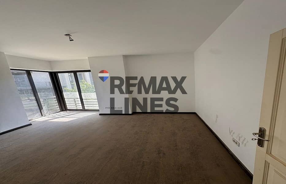 12 WhatsApp Image 2026-01-07 at 09.19. 08. jpeg