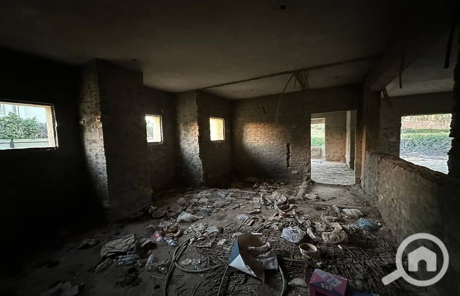 17 9630832e-7c78-4c83-80f7-1311fed94140. jpg