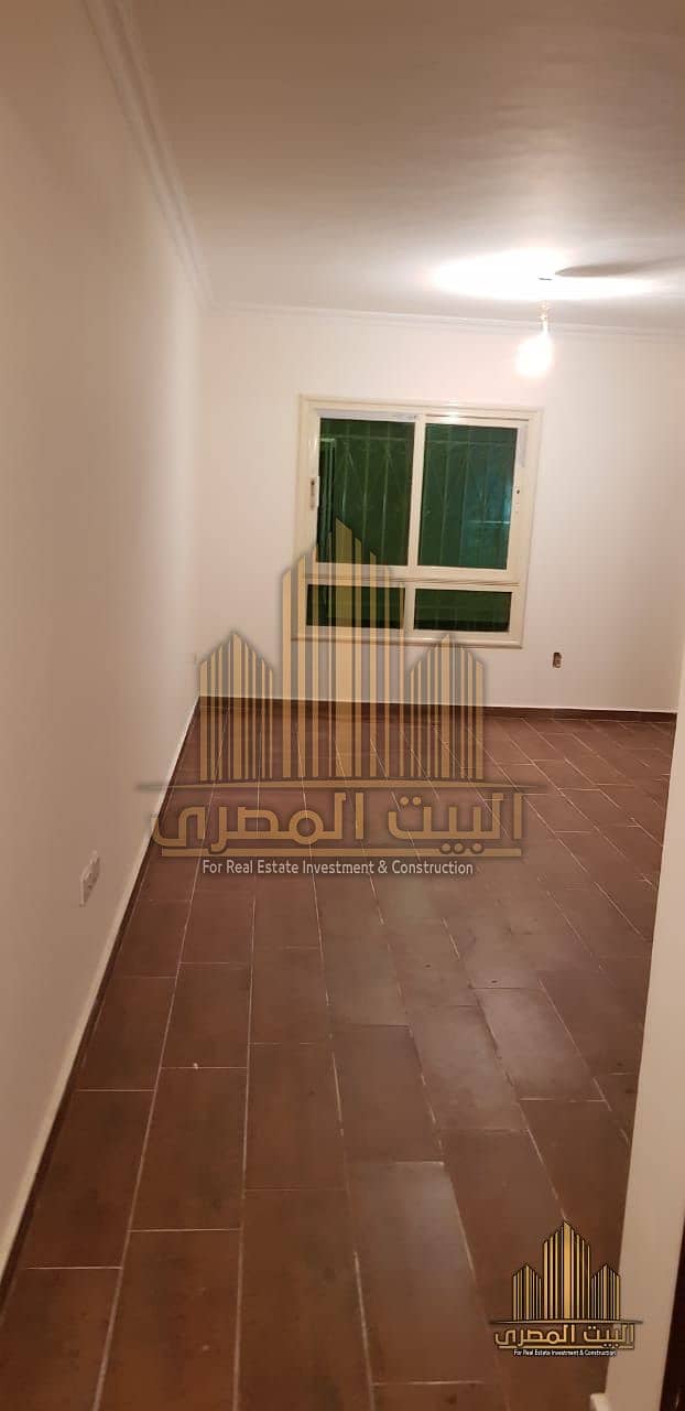 10 U105696 (14). jpg