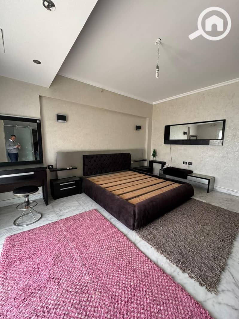 8 065c836e-3fc3-4921-a5ec-a4cd39f8f06a. jpeg