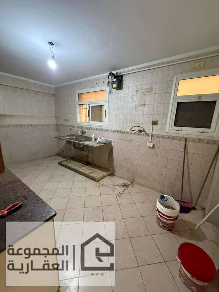 10 597ed47c-e864-4363-80a5-5b081cee82a8. jpg