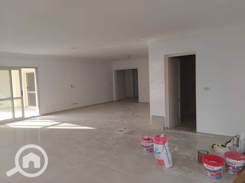 2 461ae77e-a3d6-4e76-bb06-94fffd8eeb64. jpeg