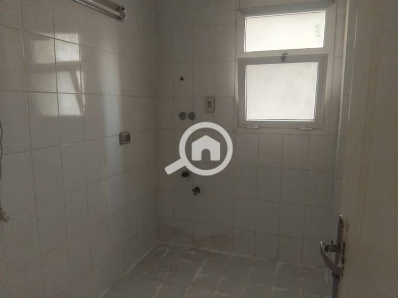 9 f78a4145-27a8-4cd1-8d6f-afe863bc8481. jpeg