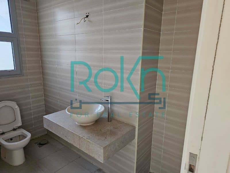 4 70543649-3c52-4ea4-9e11-2f76647f6de8. jpg