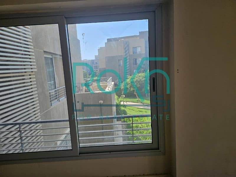 7 18ab4e32-a576-42b2-9864-ee82c4ad0a65. jpg