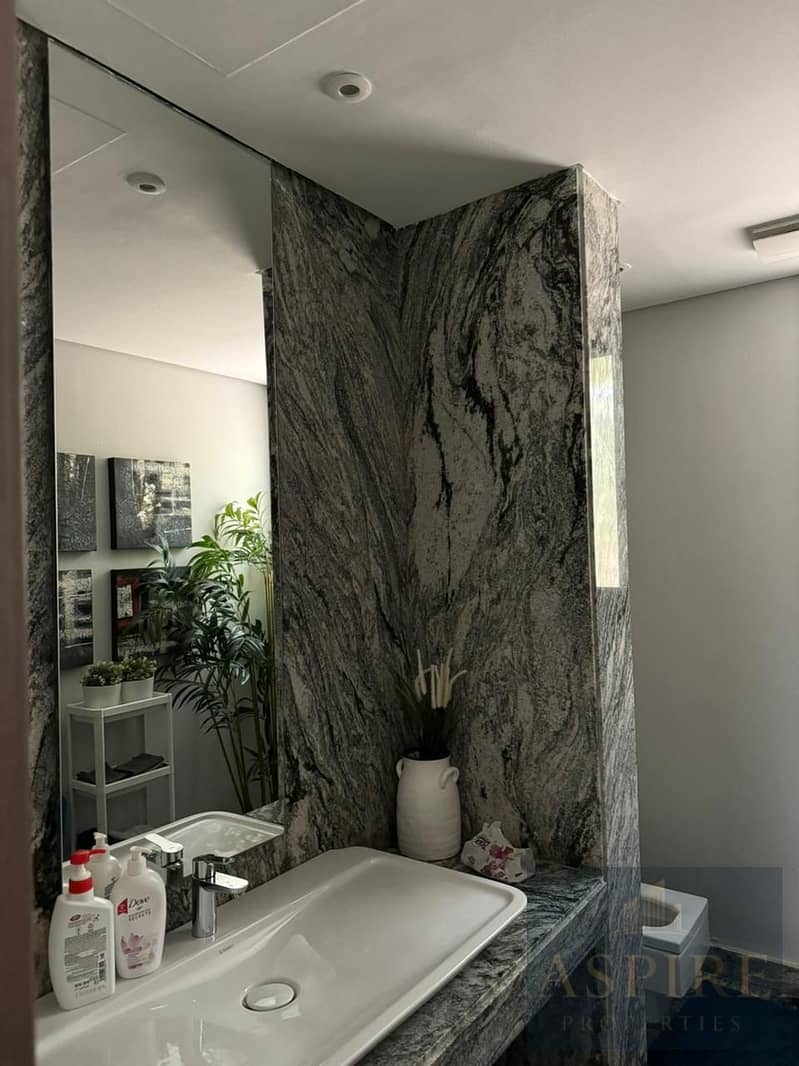 6 WhatsApp Image 2025-12-25 at 5.46. 56 PM. jpeg