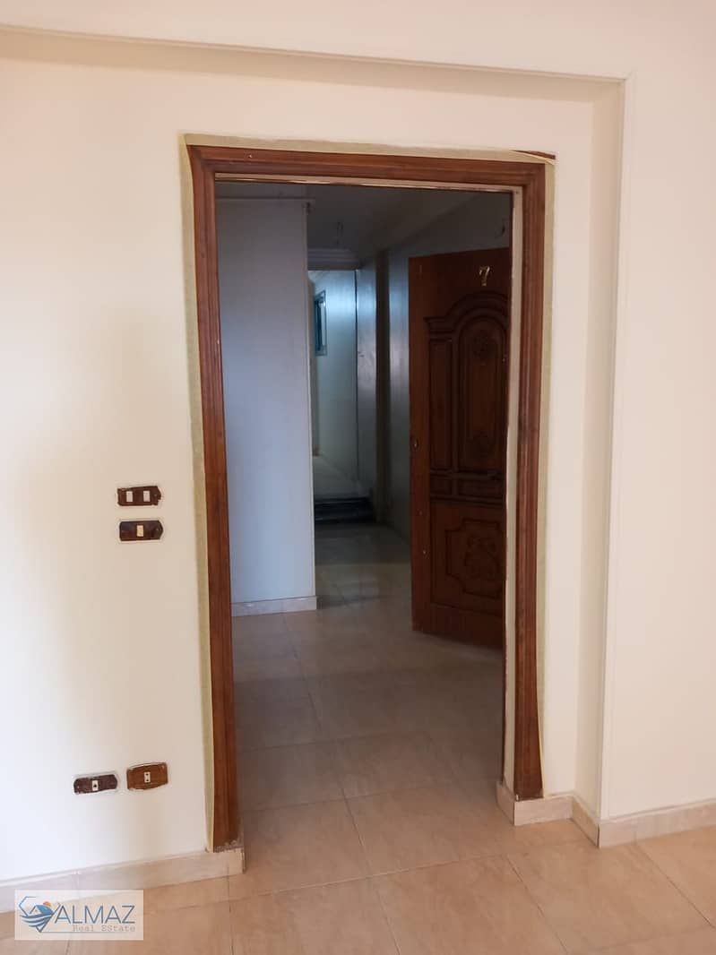 10 WhatsApp Image 2026-01-07 at 12.46. 37 PM. jpeg