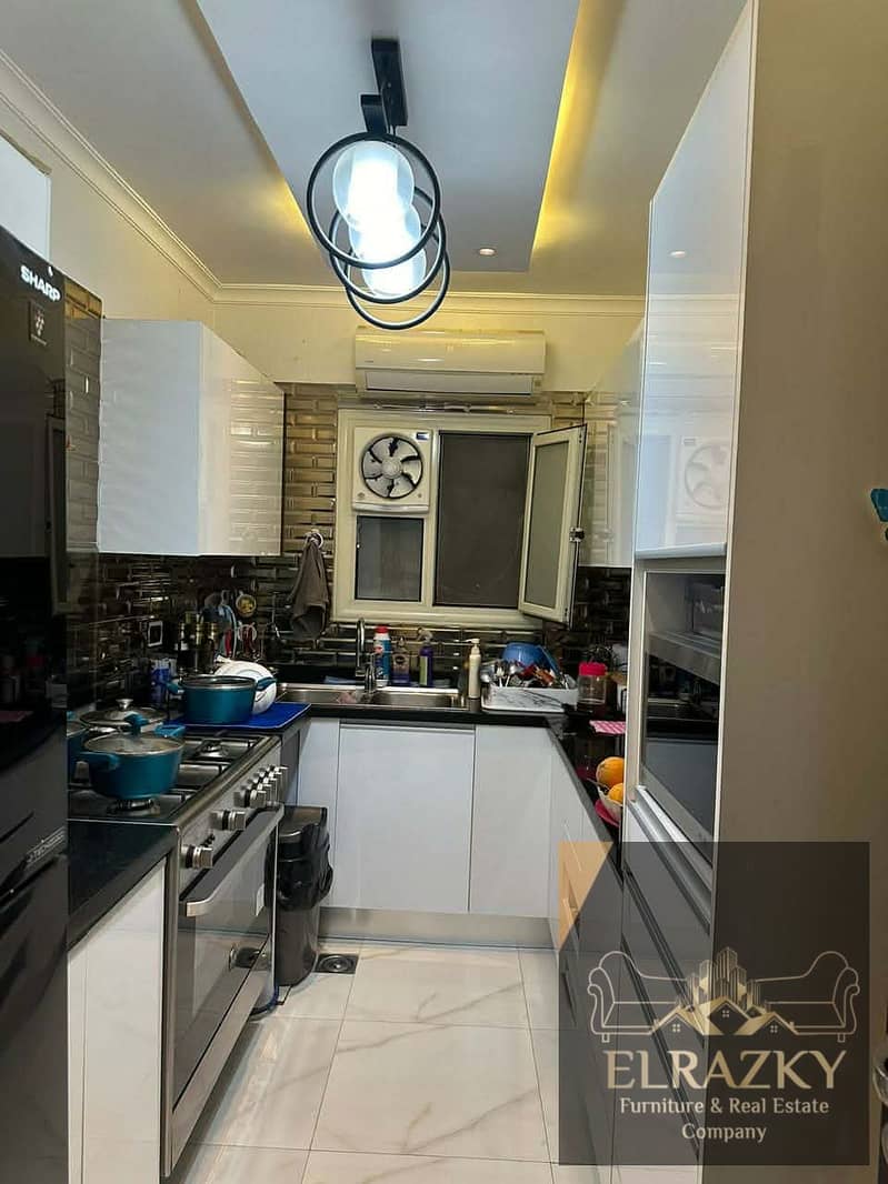 9 fa14fd43-6083-4b29-a236-2546b63840f8. jpg