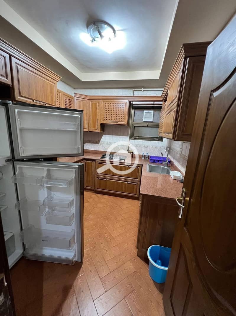 6 14ded75d-4273-4c74-b71e-25800ccf5dee. jpeg