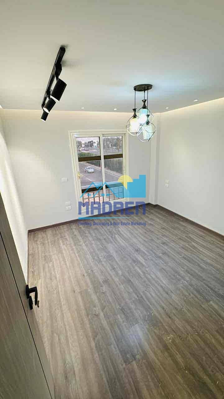 7 4d3b226b-3ab7-43b4-a295-3c9a648bc292. jpg