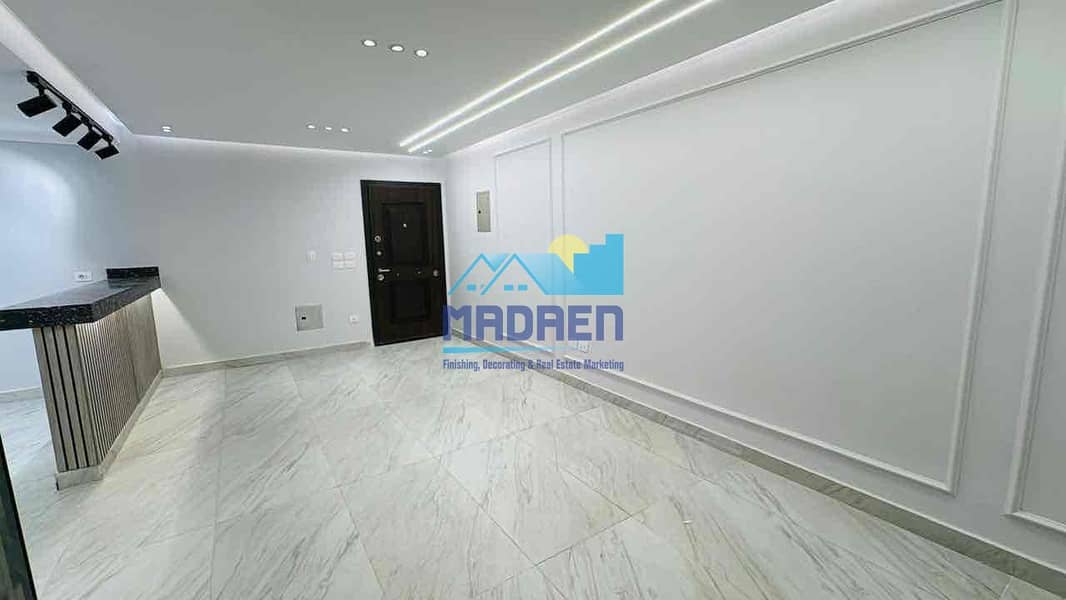 12 387effbd-9bc0-4d67-8103-f89e6eecc1f6. jpg