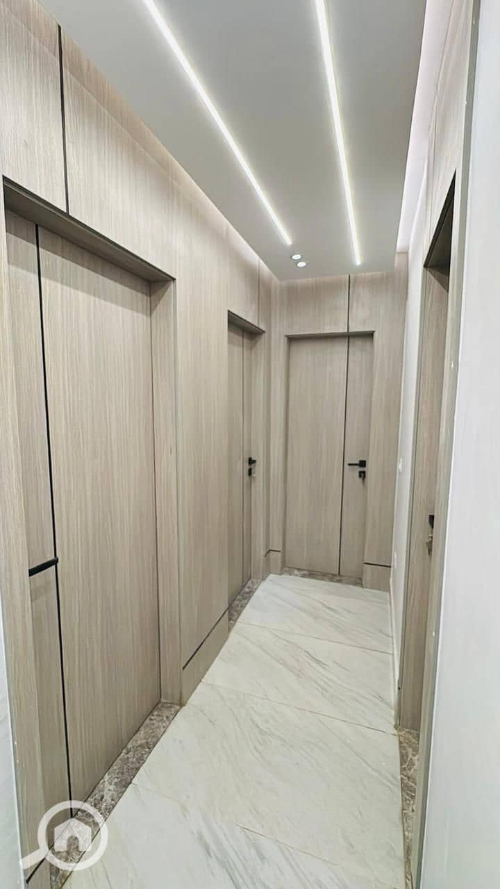 13 bfb0e405-5ce0-4175-a4e5-64d93ad0ca7f. jpg