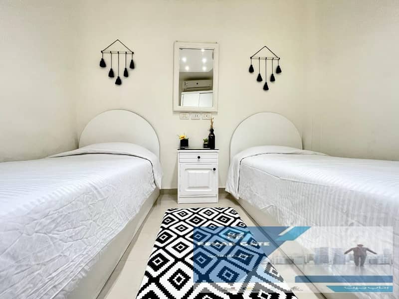 9 3 - Copy (2). jpeg