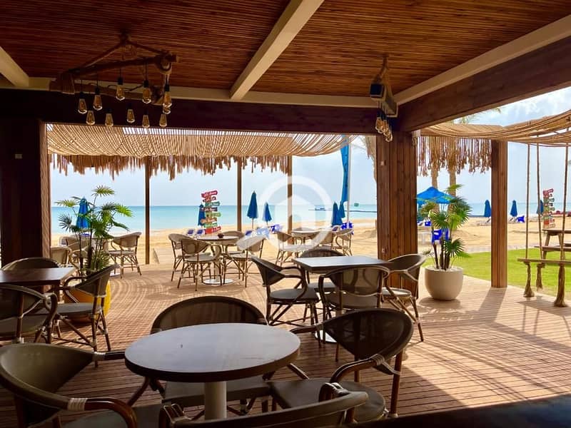 3 9e6522f5-63f2-4935-a0fa-6aa36840a439. jpg