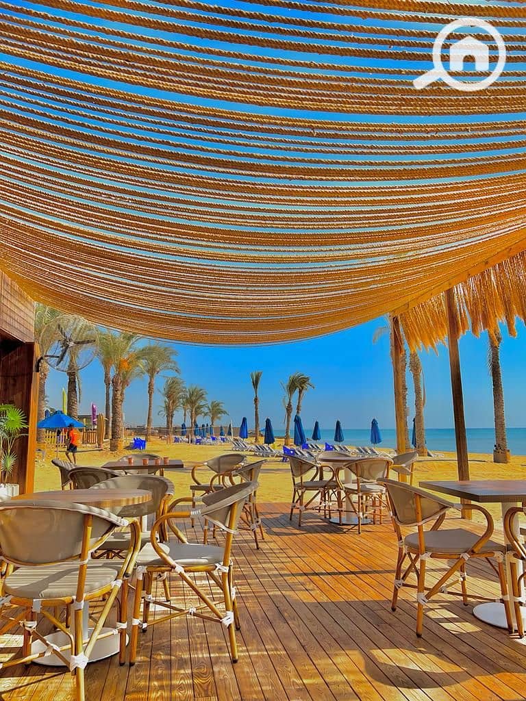 9 ed5cb98a-5711-4758-a662-abd531c30ec4. jpg