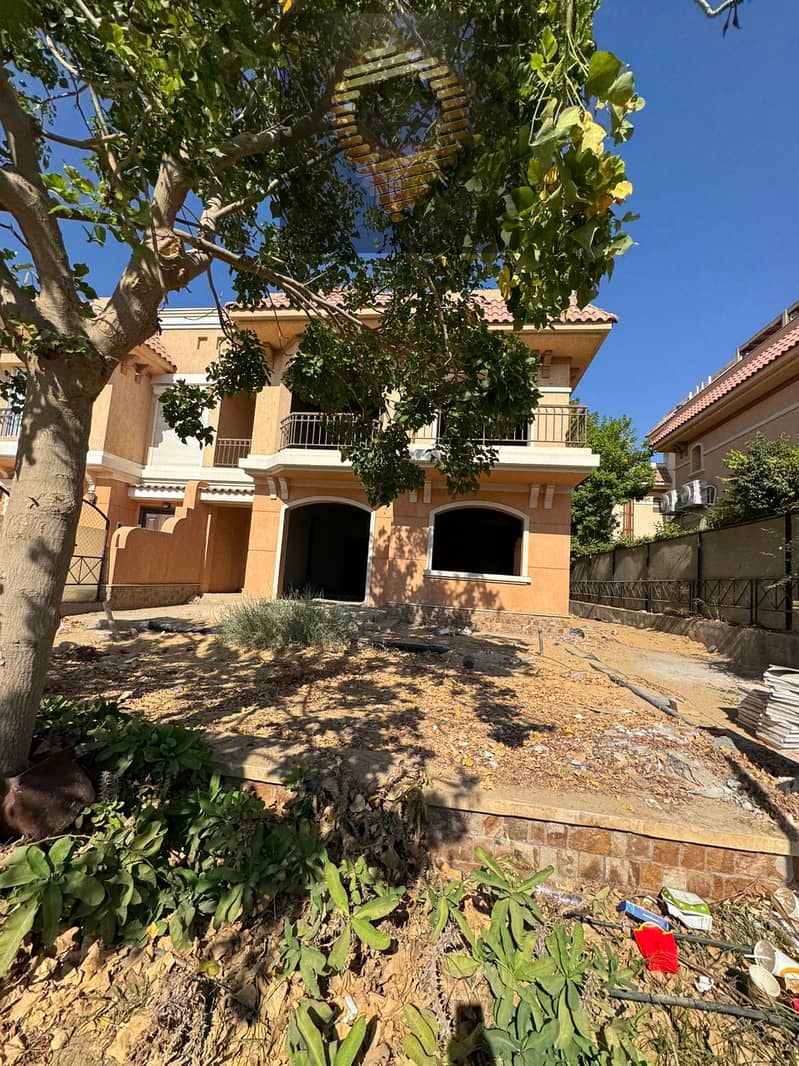 10 99a87667-e9e1-4f45-8ebe-e15647addd15. jpeg