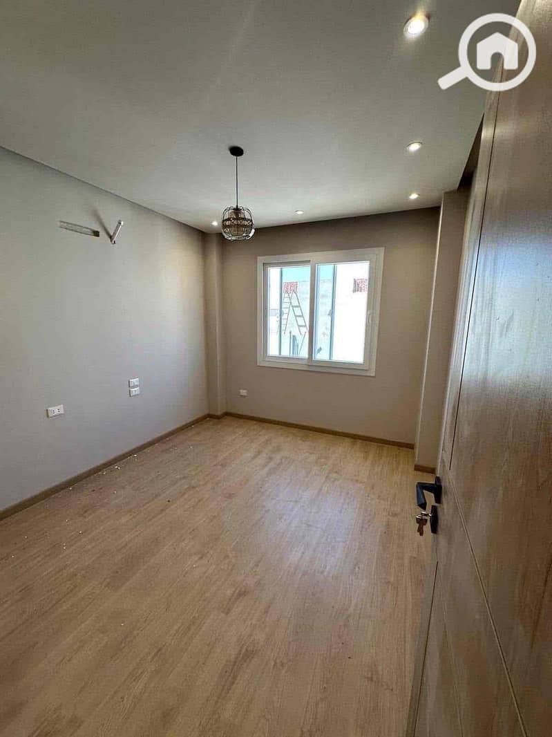 10 74516758-293e-4eb5-bcd7-e45bb9223f27. jpg