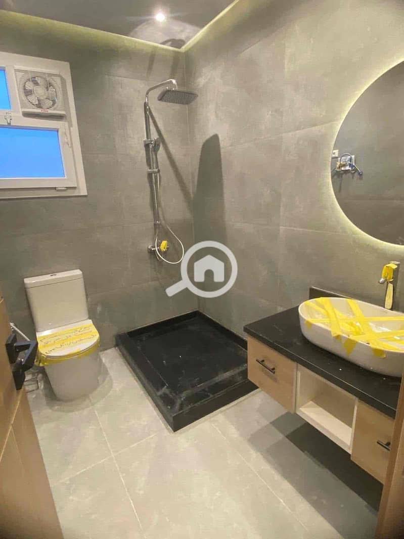 14 050ac1b2-e849-4e04-b84f-990dc8054073. jpg