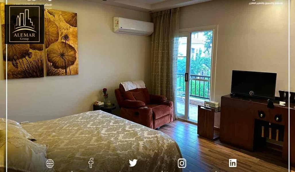 24 0d0b6ded-8325-4f2e-abb1-9cdf628e90fd. jpg