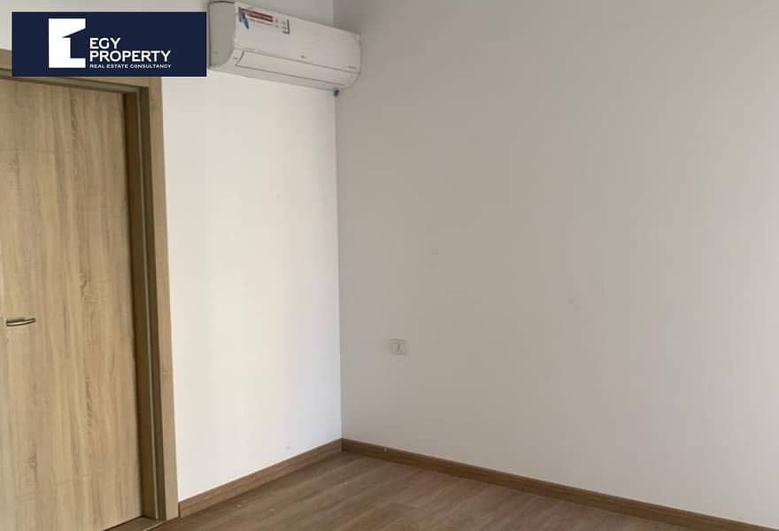 10 45586ead-78b8-4faf-8d47-4fc948cb9885. jpg