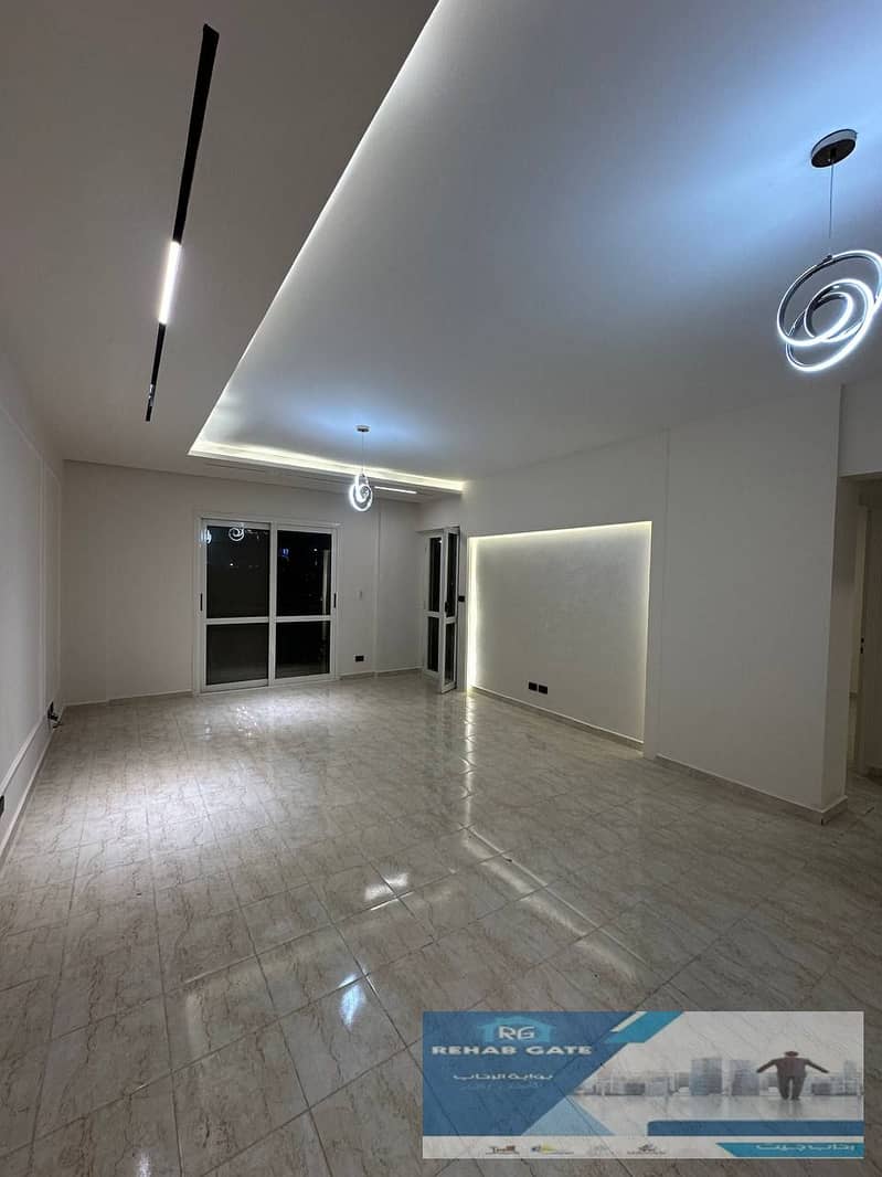 4 954084e9-c3df-4576-80b2-a0191ddbeb66. jpg