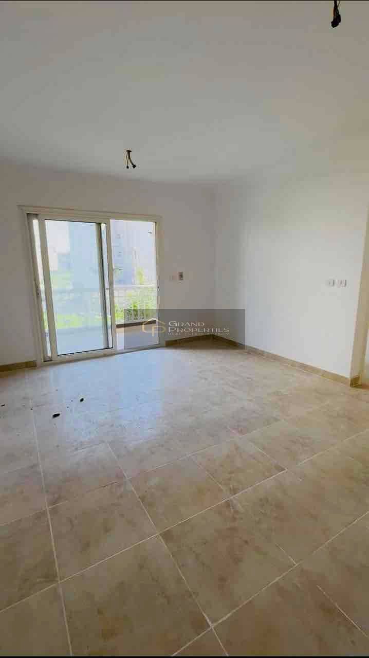 3 ef0ce34b-4067-4f21-b1b9-4f84d7d65450. jpg