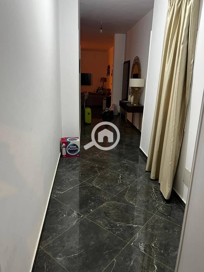 8 03a4c2d1-6d9e-4baf-b5ef-f11f77206ba9. jpeg