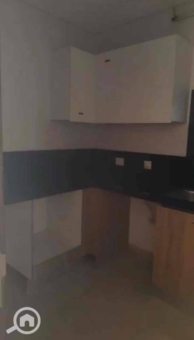 8 bda238e0-45df-4461-95d9-e31158c79a47. jpg