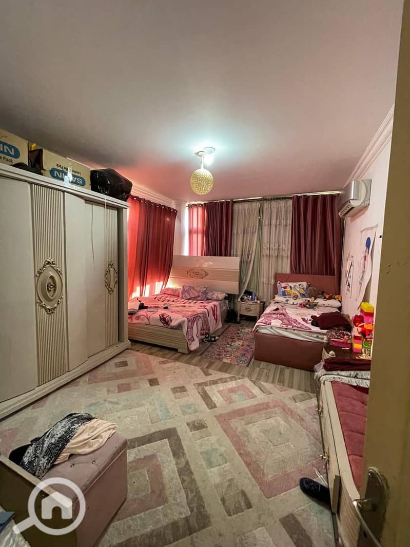 5 511b1033-6987-47ab-ac41-b2e3c9d7675c. jpg