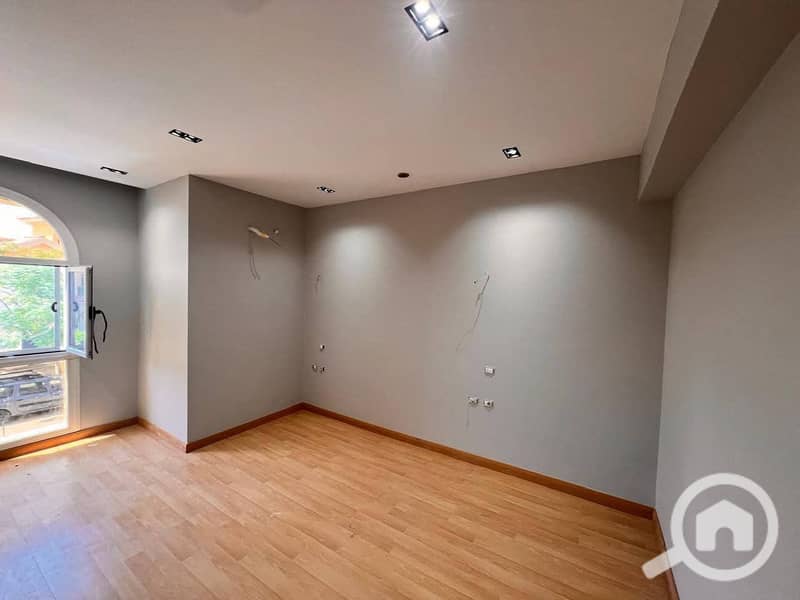 6 5945580b-b0b9-4802-9237-647146c67c74. jpg