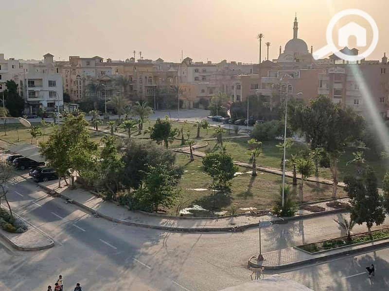 4 0aeec247-f637-48eb-9820-52e5c6b3e81f. jpg