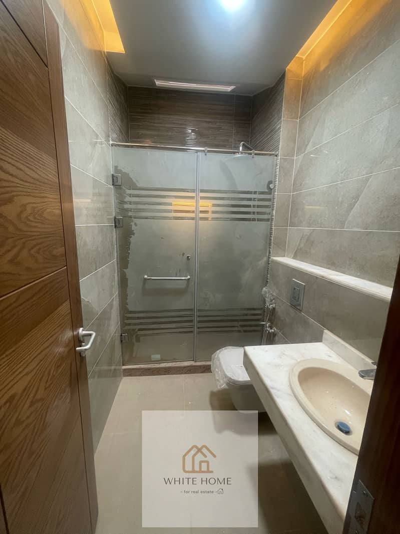 4 WhatsApp Image 2026-01-07 at 1.54. 31 PM (1). jpeg