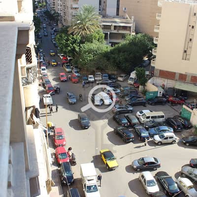 فلیٹ 4 غرف نوم للبيع في سموحة، الإسكندرية - 9. jpg