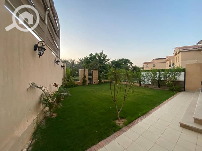 8 2125d02c-a8a6-44ef-966a-4e71308d9ef5. jpeg