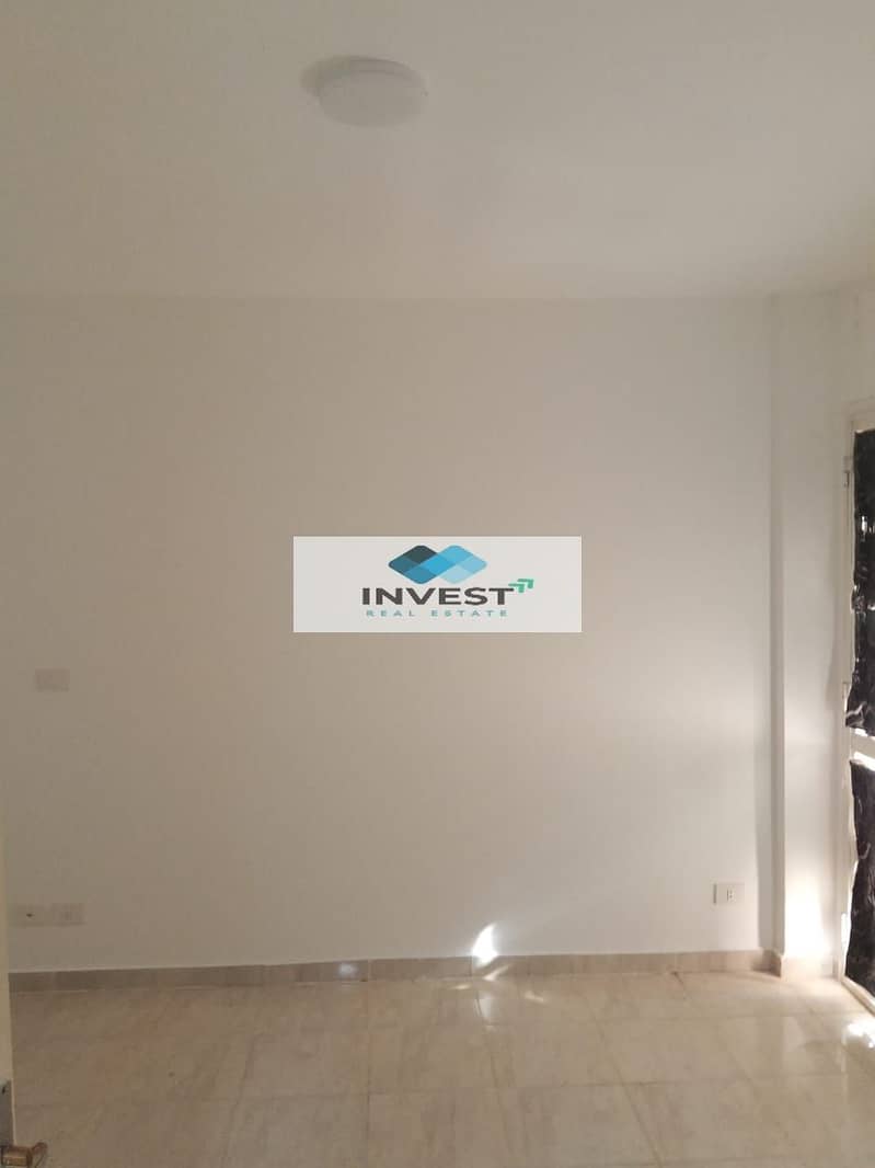 6 5b4c2f21-38d4-4a9b-bcf1-7842f2cd8121. jpg