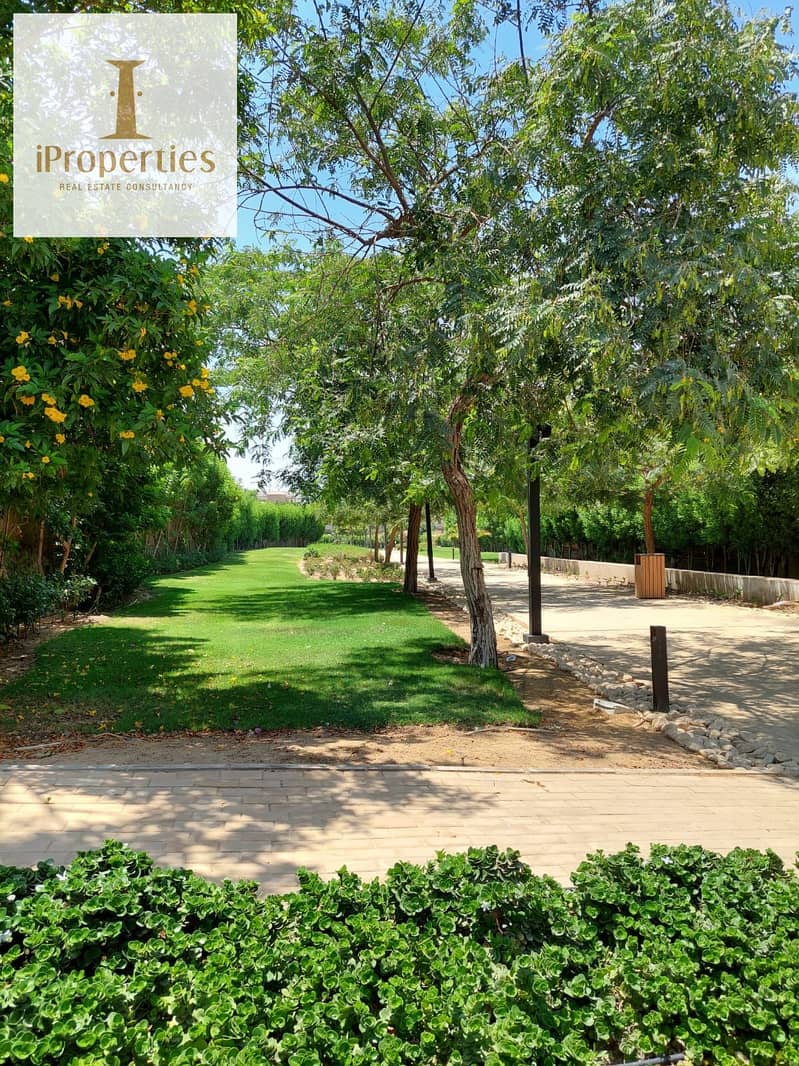 7 5d145bbc-c19a-44c3-8dc3-9f86155f7241. jpeg